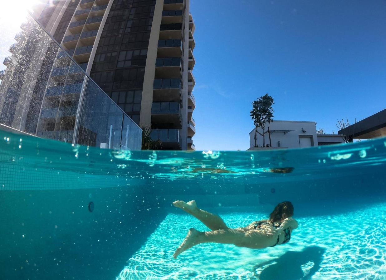 Iconic Kirra Beach Resort Gold Coast Exterior photo