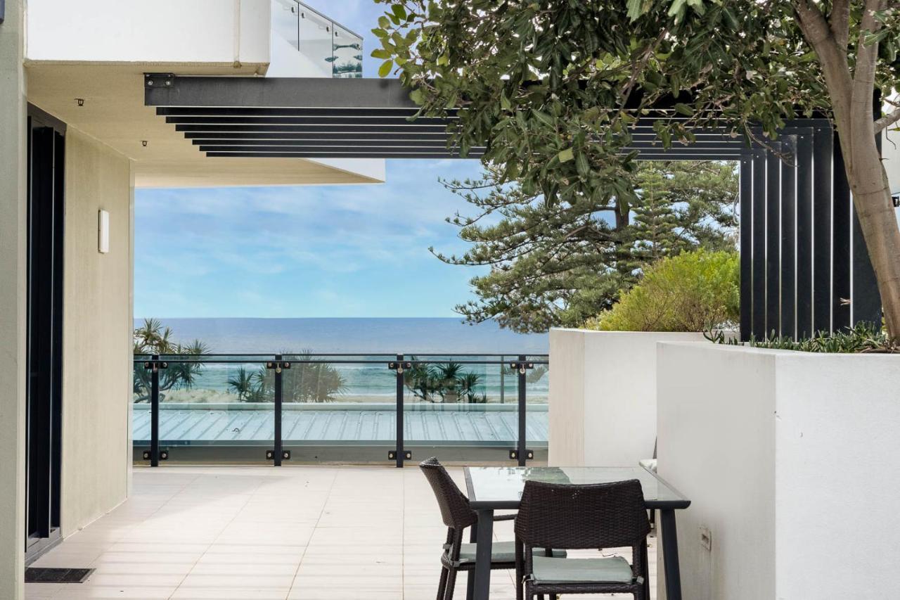 Iconic Kirra Beach Resort Gold Coast Exterior photo