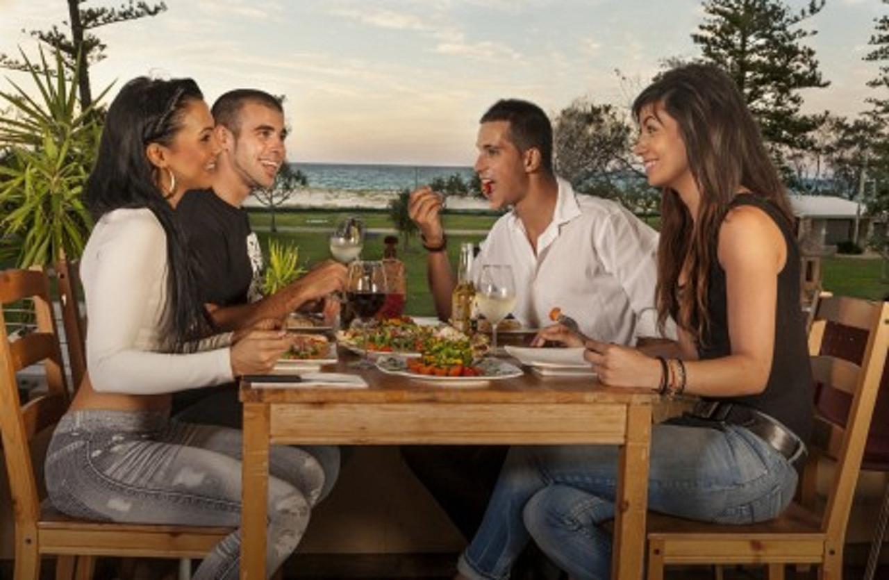 Iconic Kirra Beach Resort Gold Coast Exterior photo